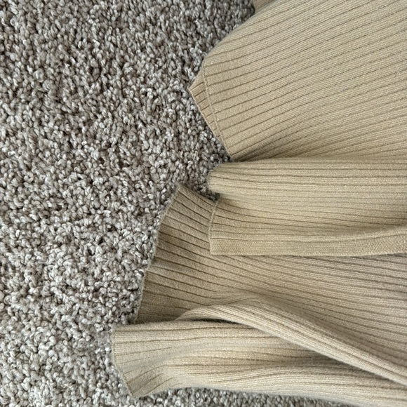 Lulus Ribbed Maxi Dress and Duster Set in Tan/Beige - Picture 5 of 5